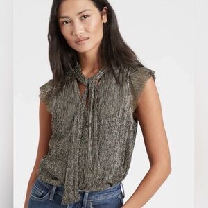 Banana Republic Gold Metallic Neck Tie Flutter Short Sleeve Blouse XXS PETITE